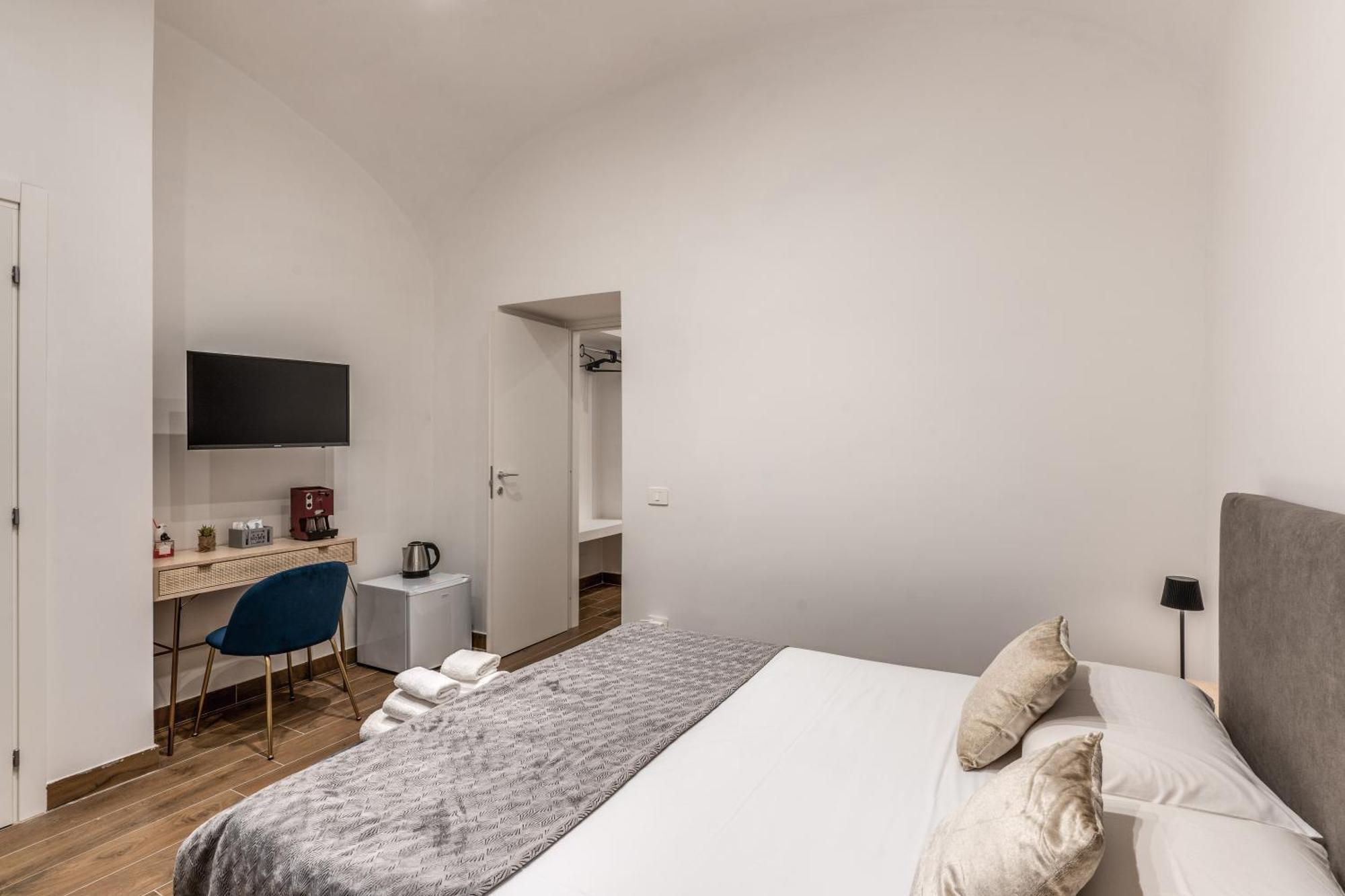 Domus Partenopea Naples Exterior photo